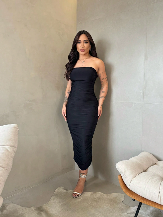 Vestido Midi Justo com Franzido Lateral
