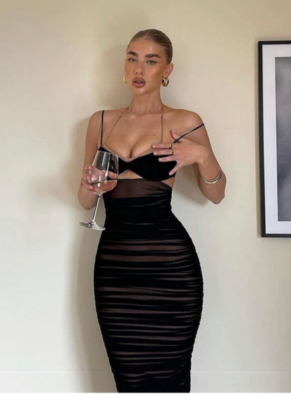 Vestido Fashion com Recorte nas Costas