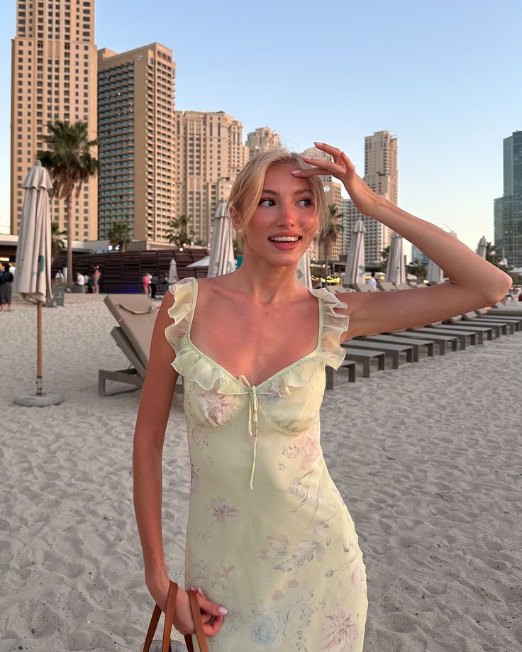 Vestido de Verão Feminino Amarelo Manteiga